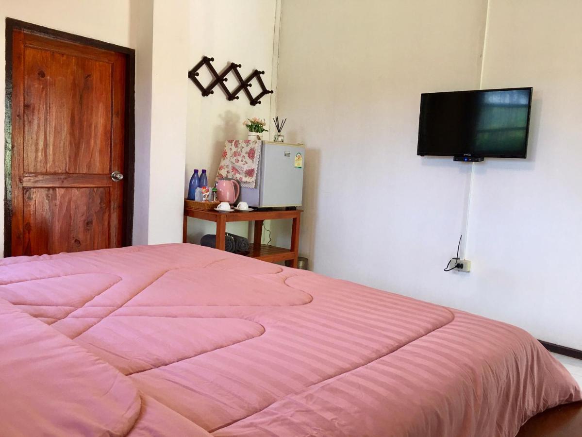 Nan Waterside Hong Bon Nern Bed & Breakfast Dış mekan fotoğraf