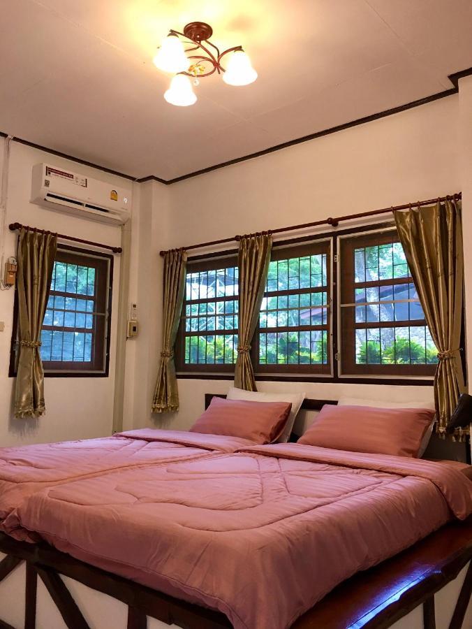Nan Waterside Hong Bon Nern Bed & Breakfast Dış mekan fotoğraf