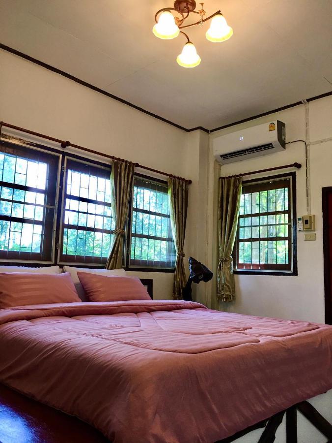 Nan Waterside Hong Bon Nern Bed & Breakfast Dış mekan fotoğraf