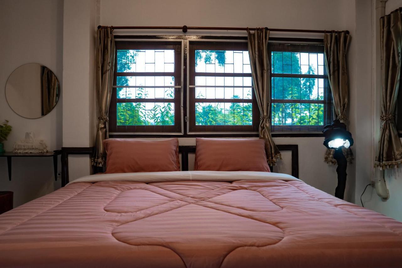 Nan Waterside Hong Bon Nern Bed & Breakfast Dış mekan fotoğraf